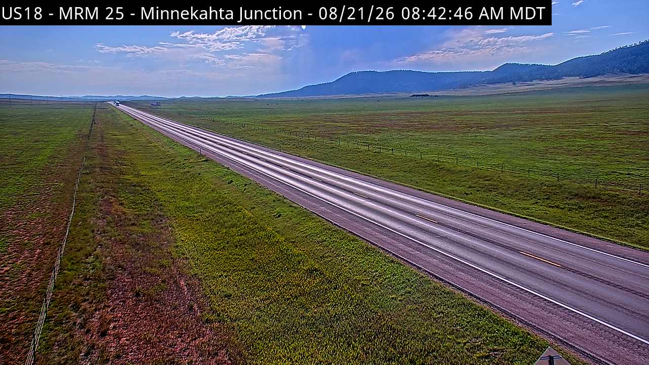 Webcam view of Minnekahta Junction, South Dakota on US-18