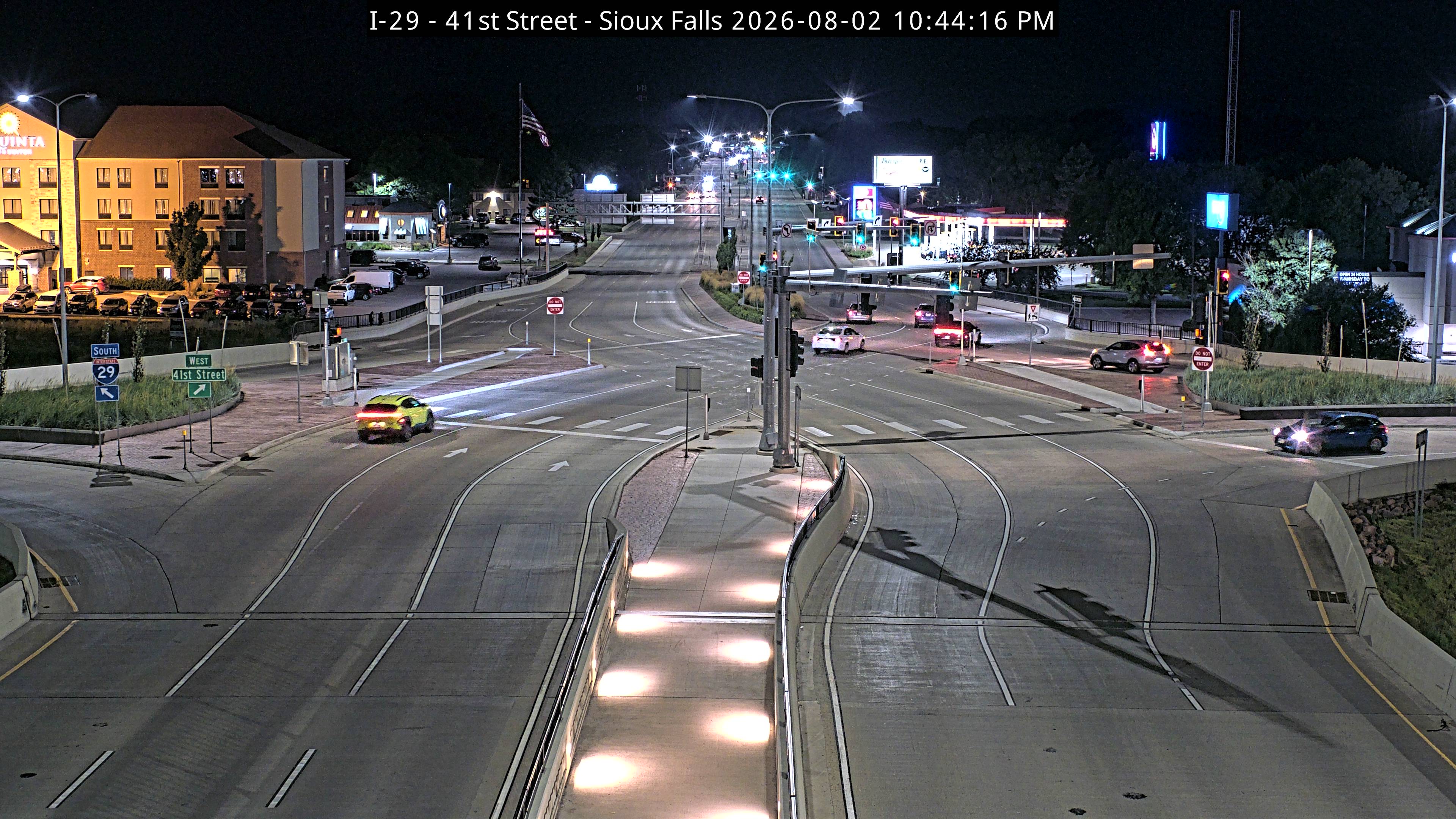 Sioux Falls 41st St — Camera Looking West