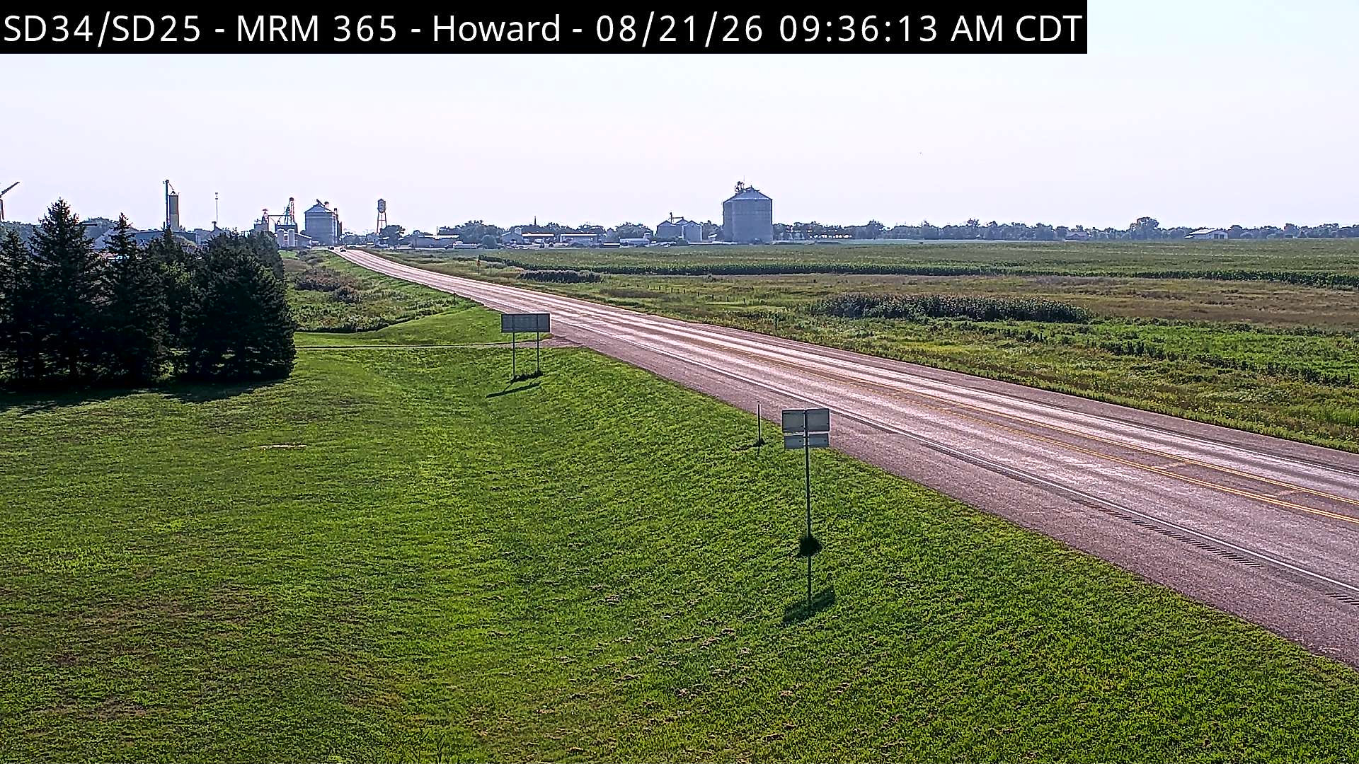 Webcam view of Howard, South Dakota on SD-34